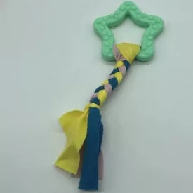 Gumi kutyajáték masni 7,5cm - textil fonattal - zöld