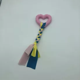   Gumi kutyajáték szív 7,5cm - textil fonattal - rózsaszín
