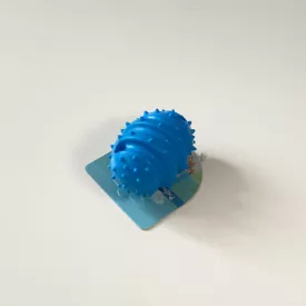 Gumi játék gránát alakú, tüskés 7cm - KÉK