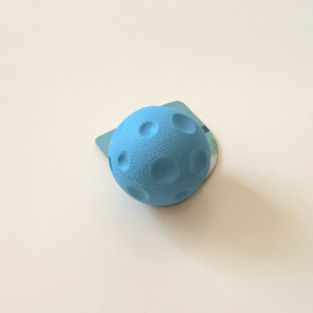 Sípolós labda kráterekkel 7cm - kék